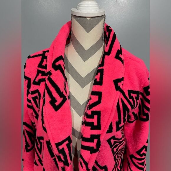 “Pink” Brand Bathrobe - Picture 5 of 6